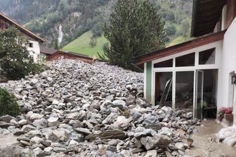 Piogge torrenziali dopo siccita strade chiuse danni Alto Adige