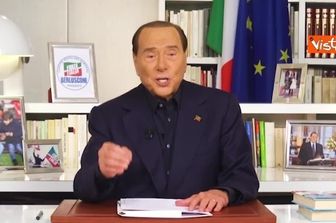 Centrodestra destra guarda economia Berlusconi flat tax a 23%