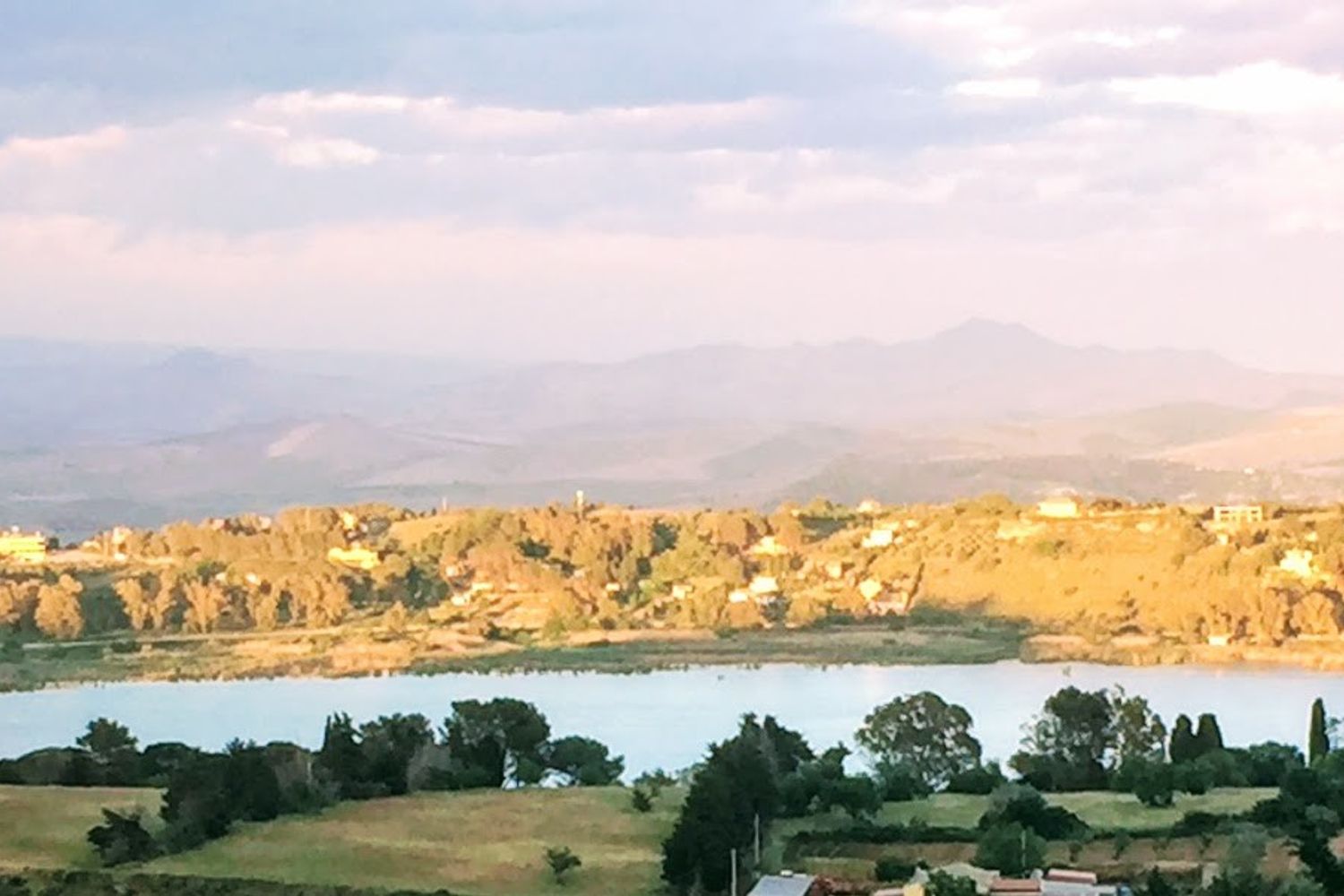 Lago di Pergusa, a pochi chilometri da Enna