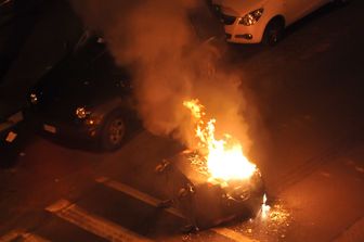 &nbsp;Cassonetto in fiamme a Roma