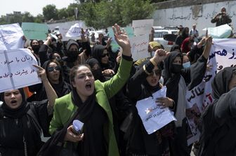 La manifestazione delle donne a Kabul a un anno dalla presa del potere dei talebani&nbsp;