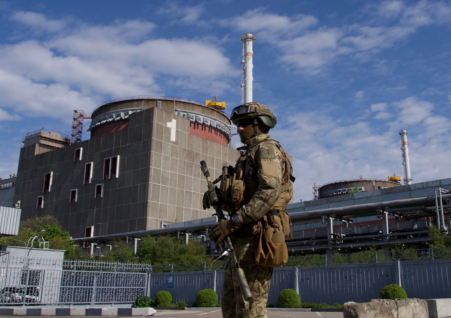 &nbsp;Centrale nucleare di&nbsp; Zaporizhzhia presidiata da un soldato russo
