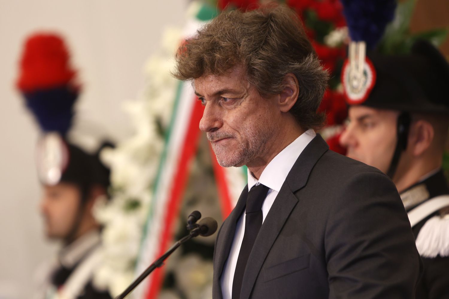 Alberto Angela alla camera ardente per il padre Piero