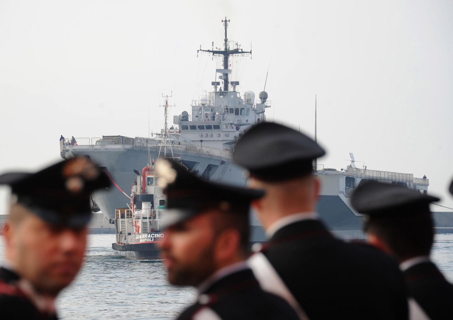 nave militare greca quarantena napoli 19enne deceduta