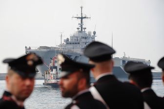 nave militare greca quarantena napoli 19enne deceduta