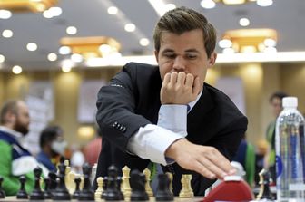 Magnus Carlsen, campione scacchi