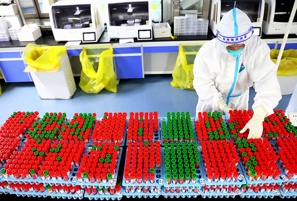 Tamponi Covid in Cina