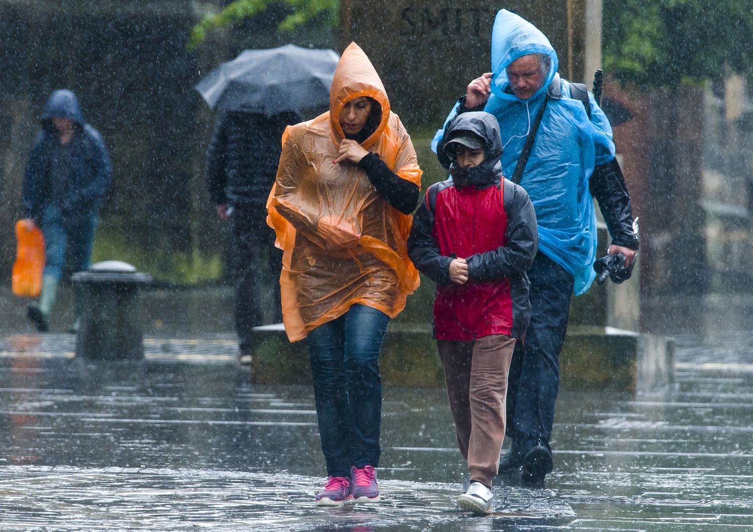 meteo weekend temporali torna anticiclone africano