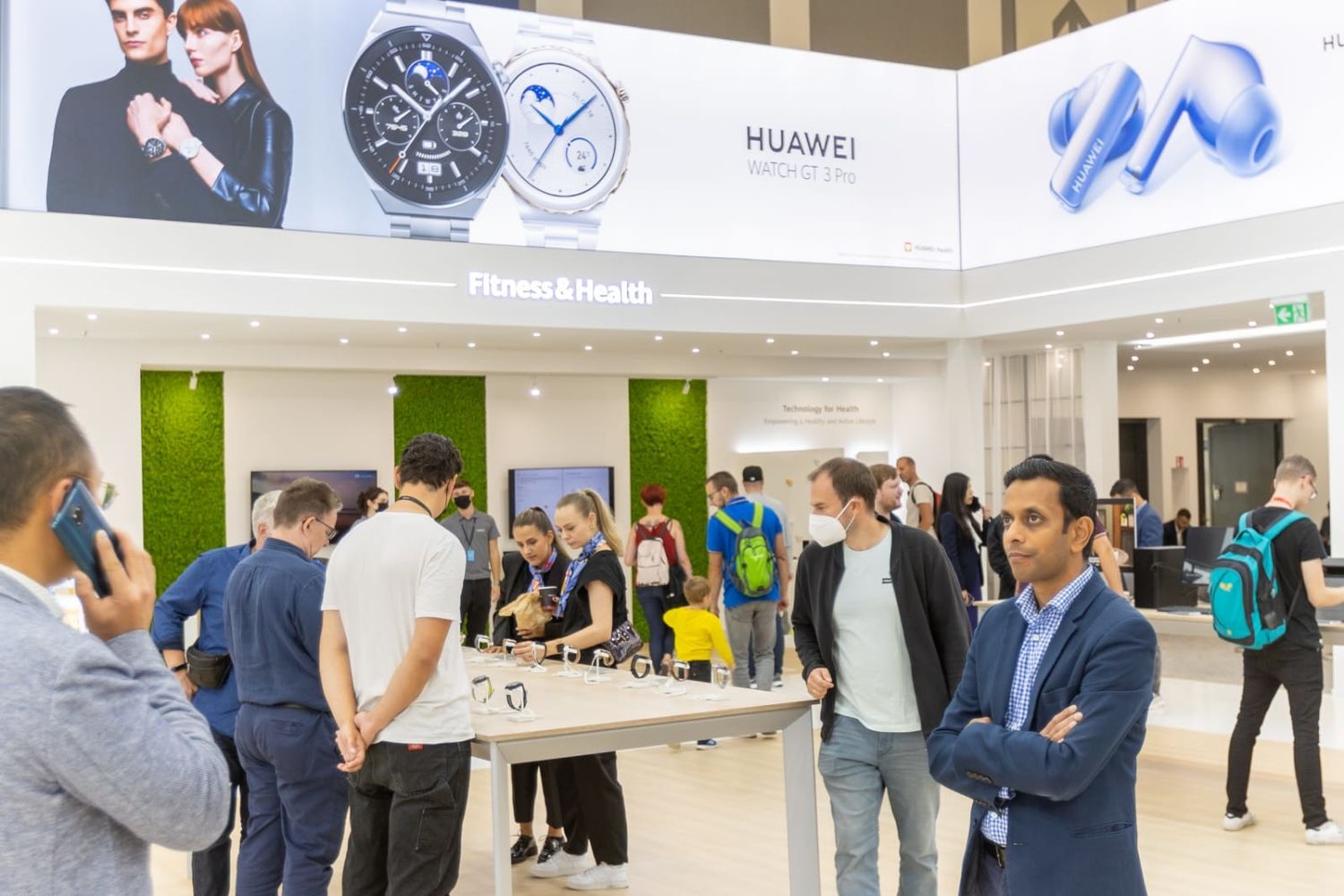 Lo stand Huawei all'Ifa di Berlino