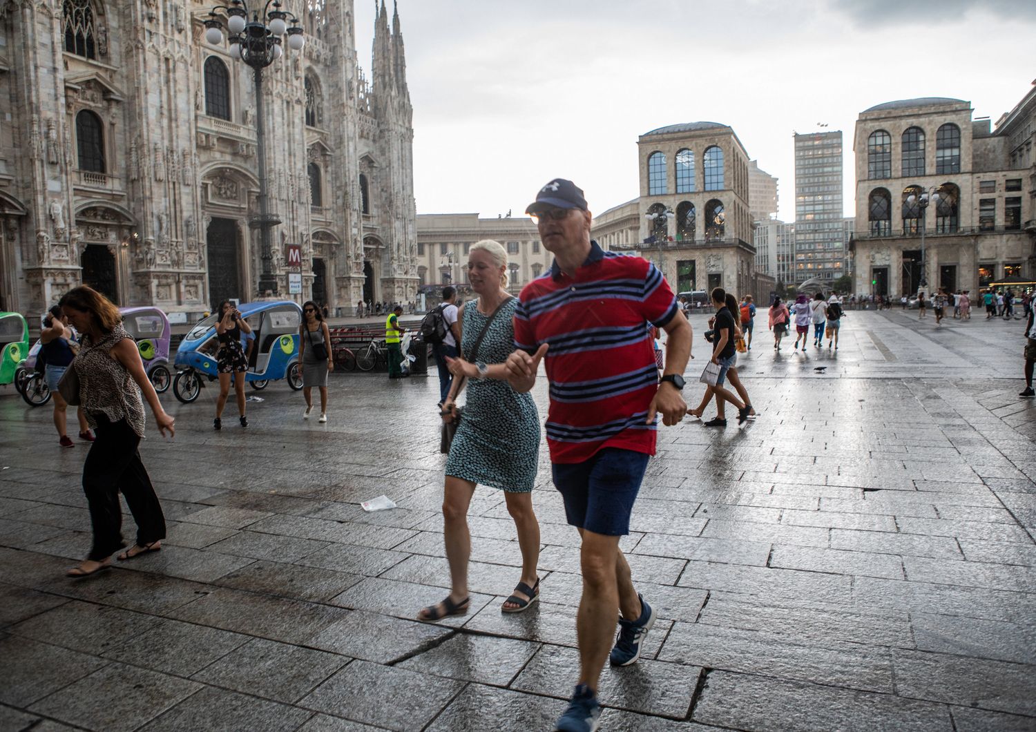 Acquazzone a piazza Duomo