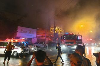 Incendio nel locale del karaoke in Vietnam