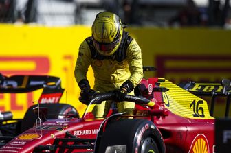 A Monza straordinaria pole di Leclerc