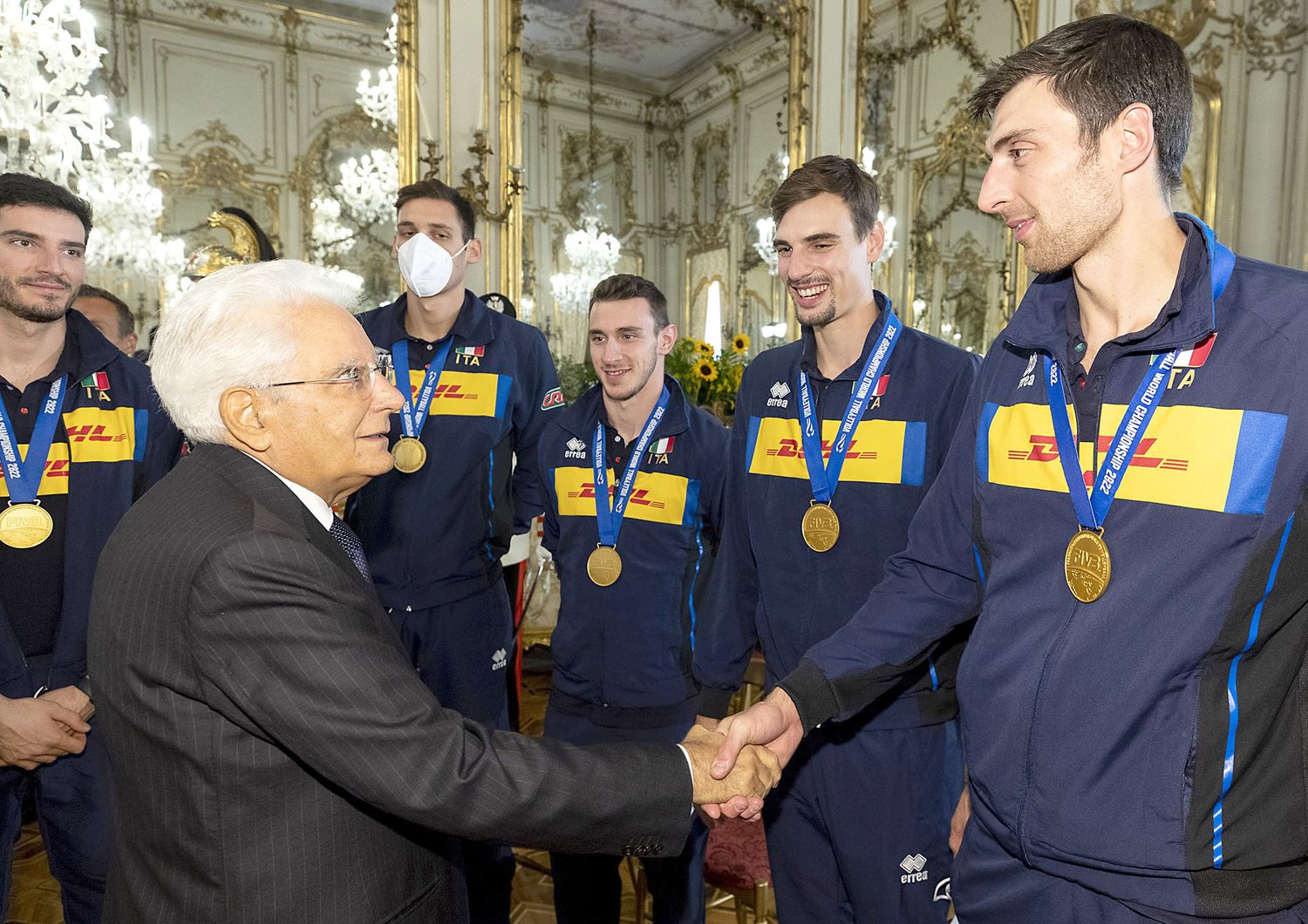 Mattarella Draghi esultano per volley mondiale