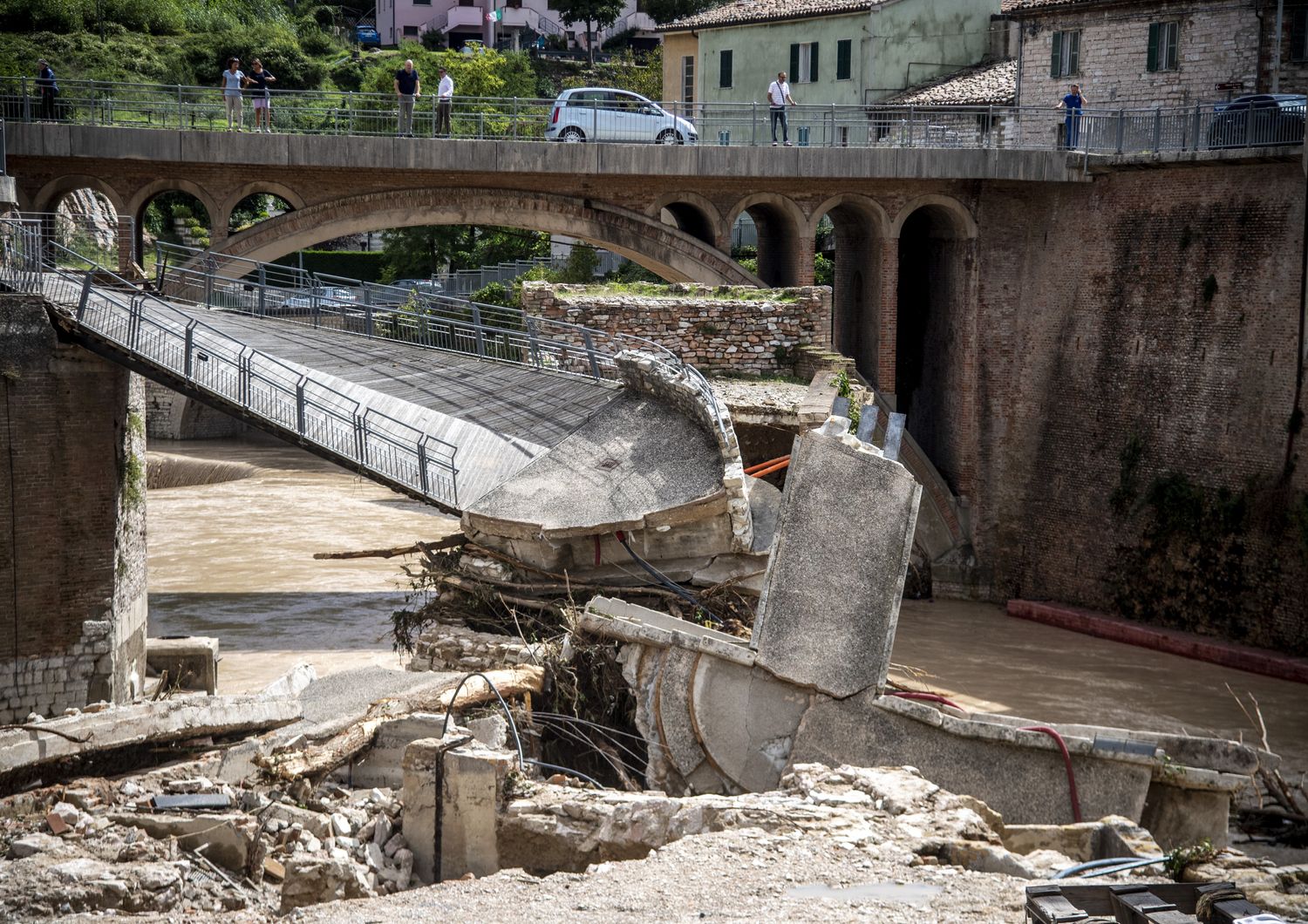 alluvione marche ricerche dispersi