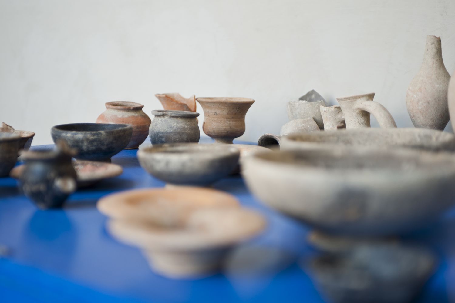 Beni archeologici sequestrati dai carabinieri in un'immagine di repertorio