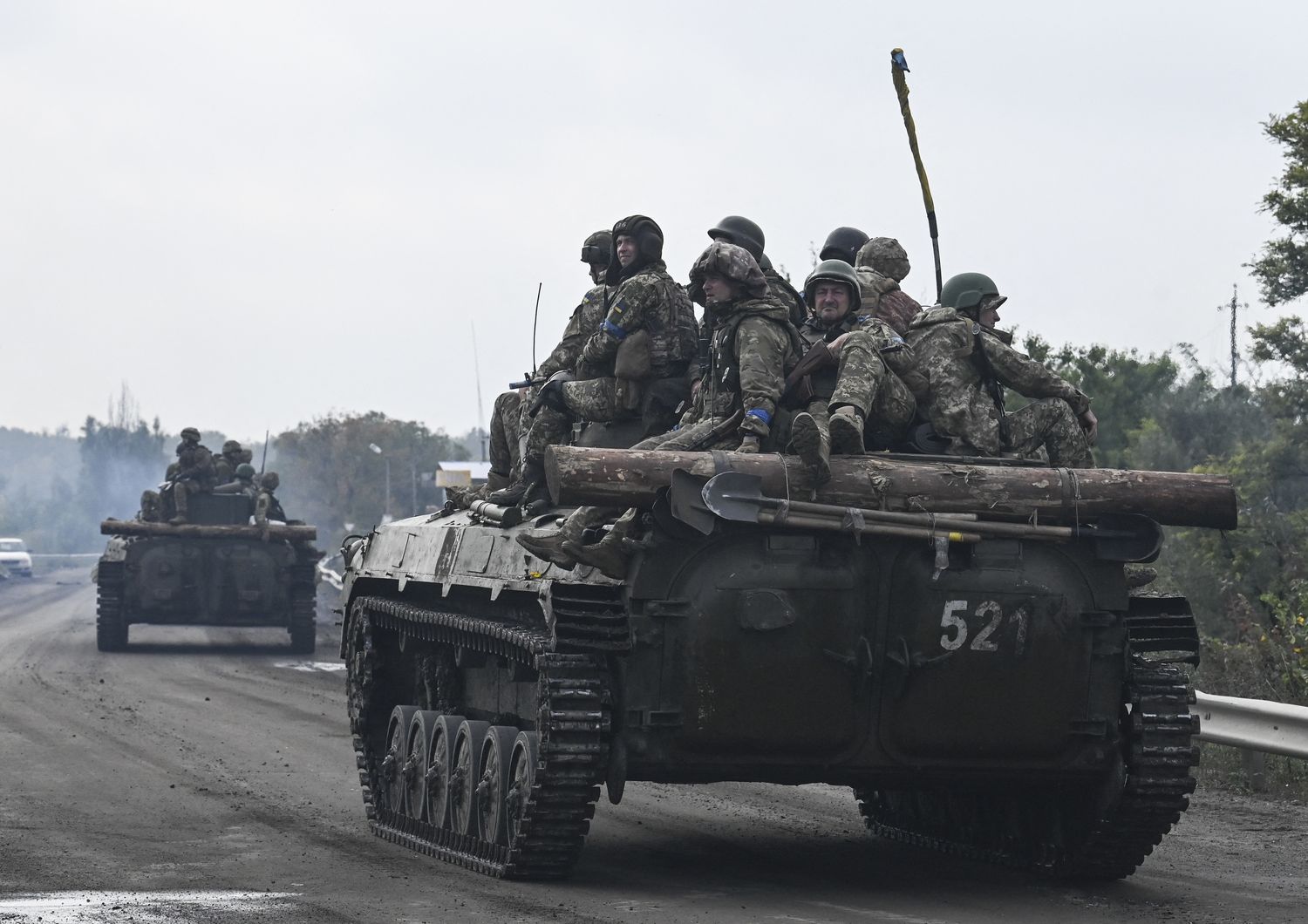Truppe ucraine nella zona di Izyum