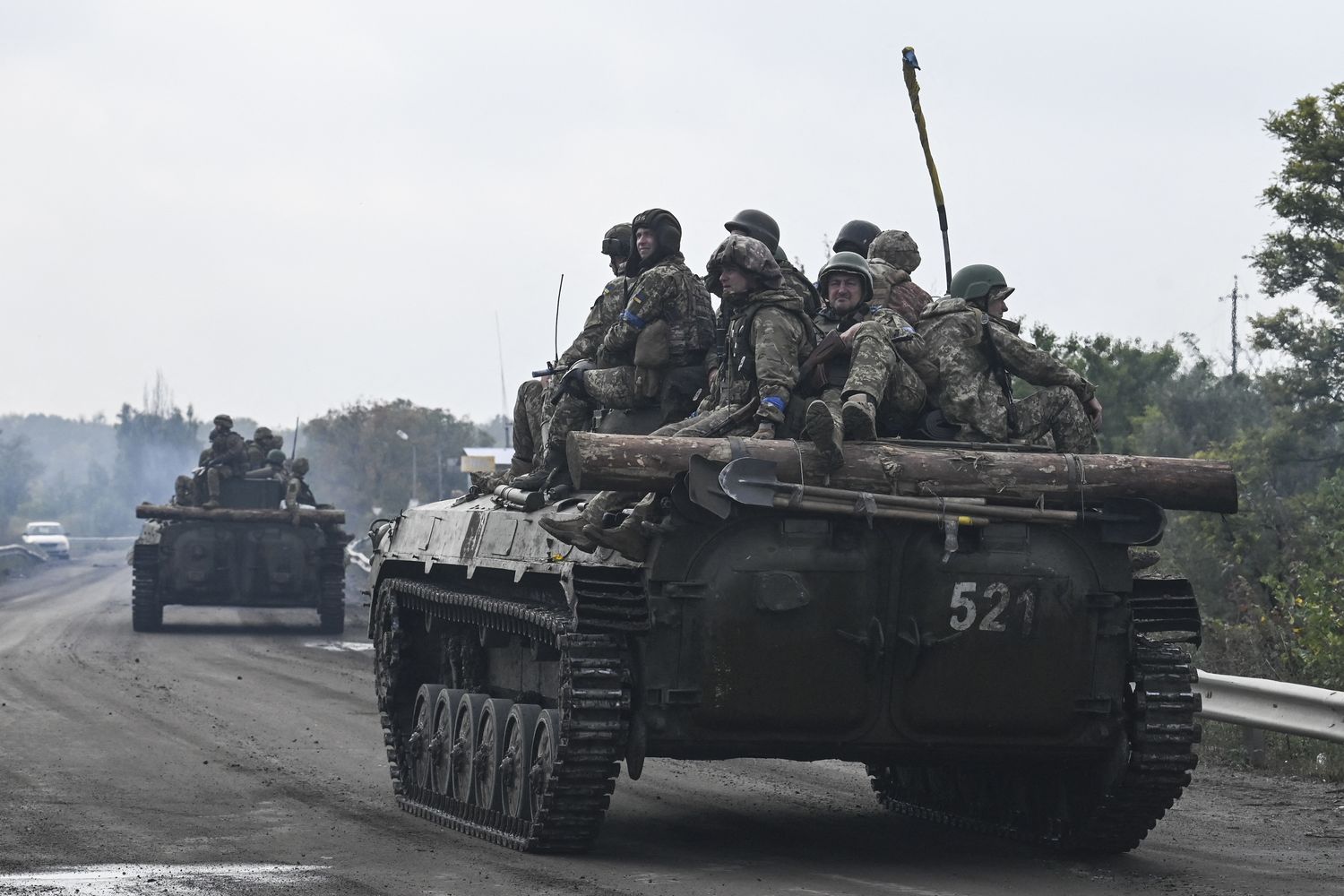 Truppe ucraine nella zona di Izyum