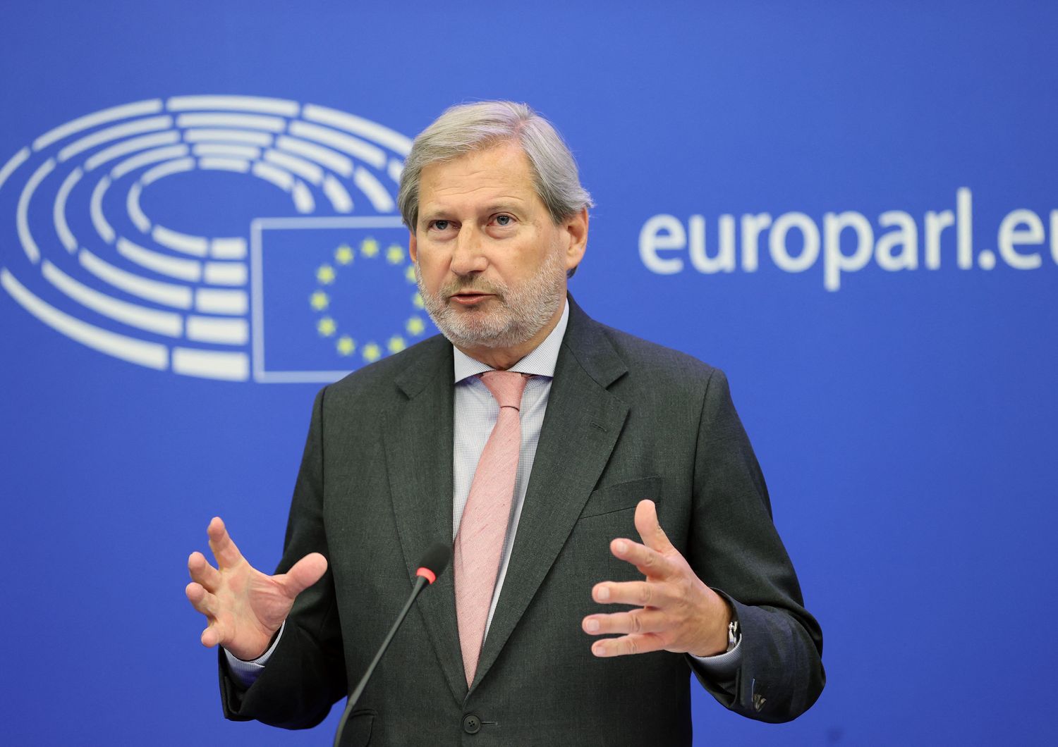 Il commissario europeo&nbsp;Johannes Hahn