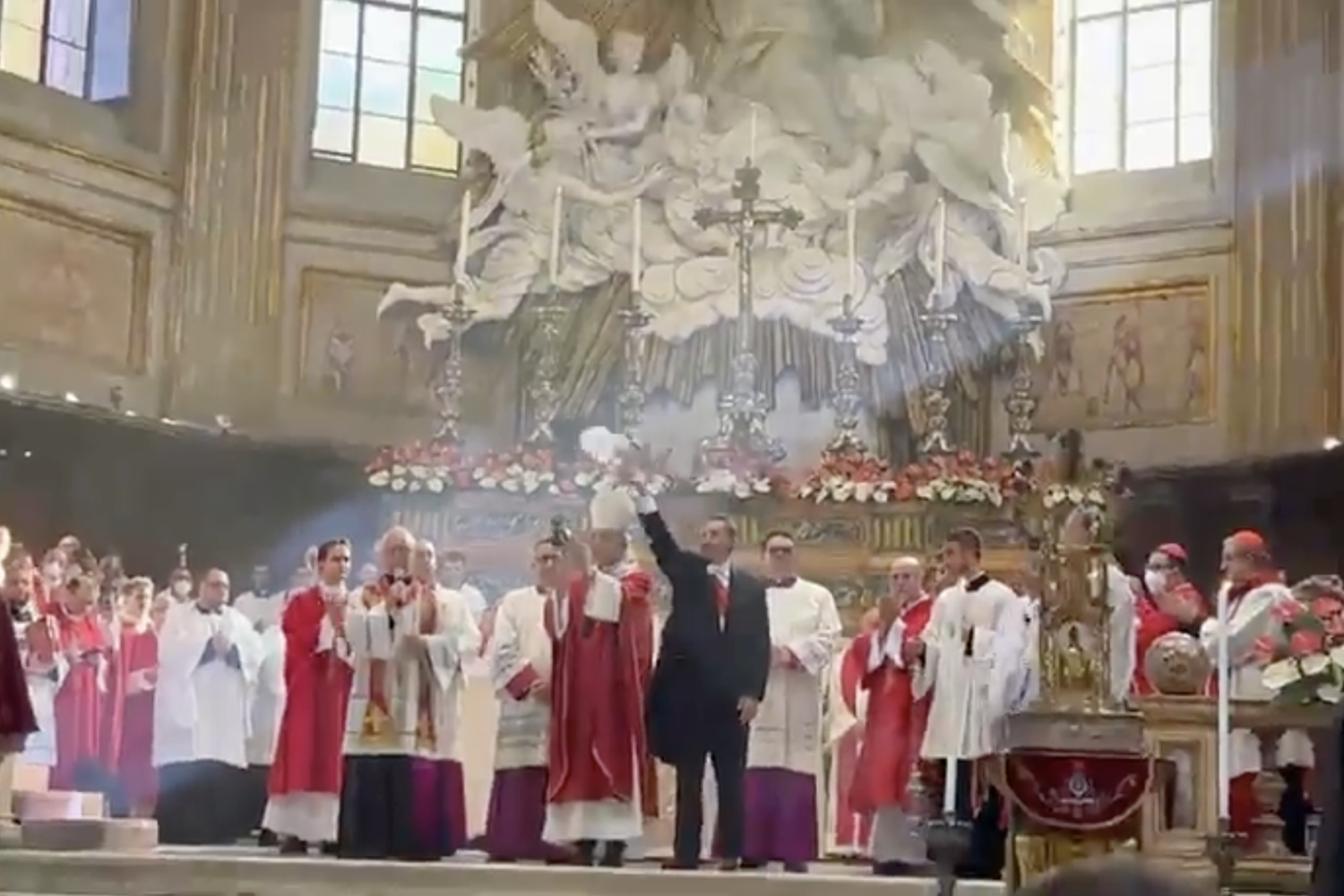 L'ampolla col sangue di San Gennaro