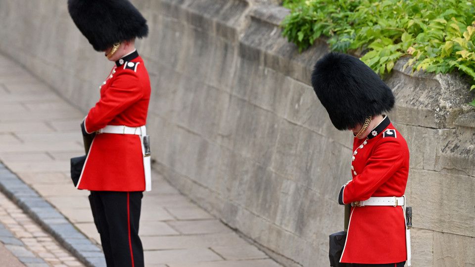 L'omaggio delle guardie reali