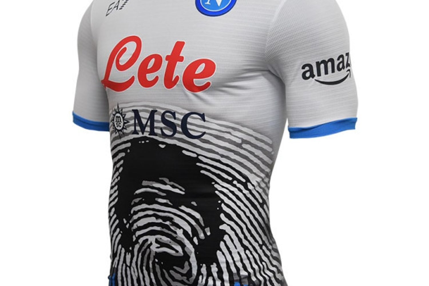 La versione da trasferta della maglia con cui il Napoli ha commemorato Diego Maradona in campo