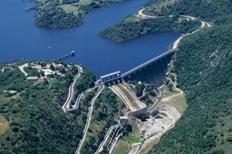 La diga del Liscia, in Sardegna, vista dall'alto