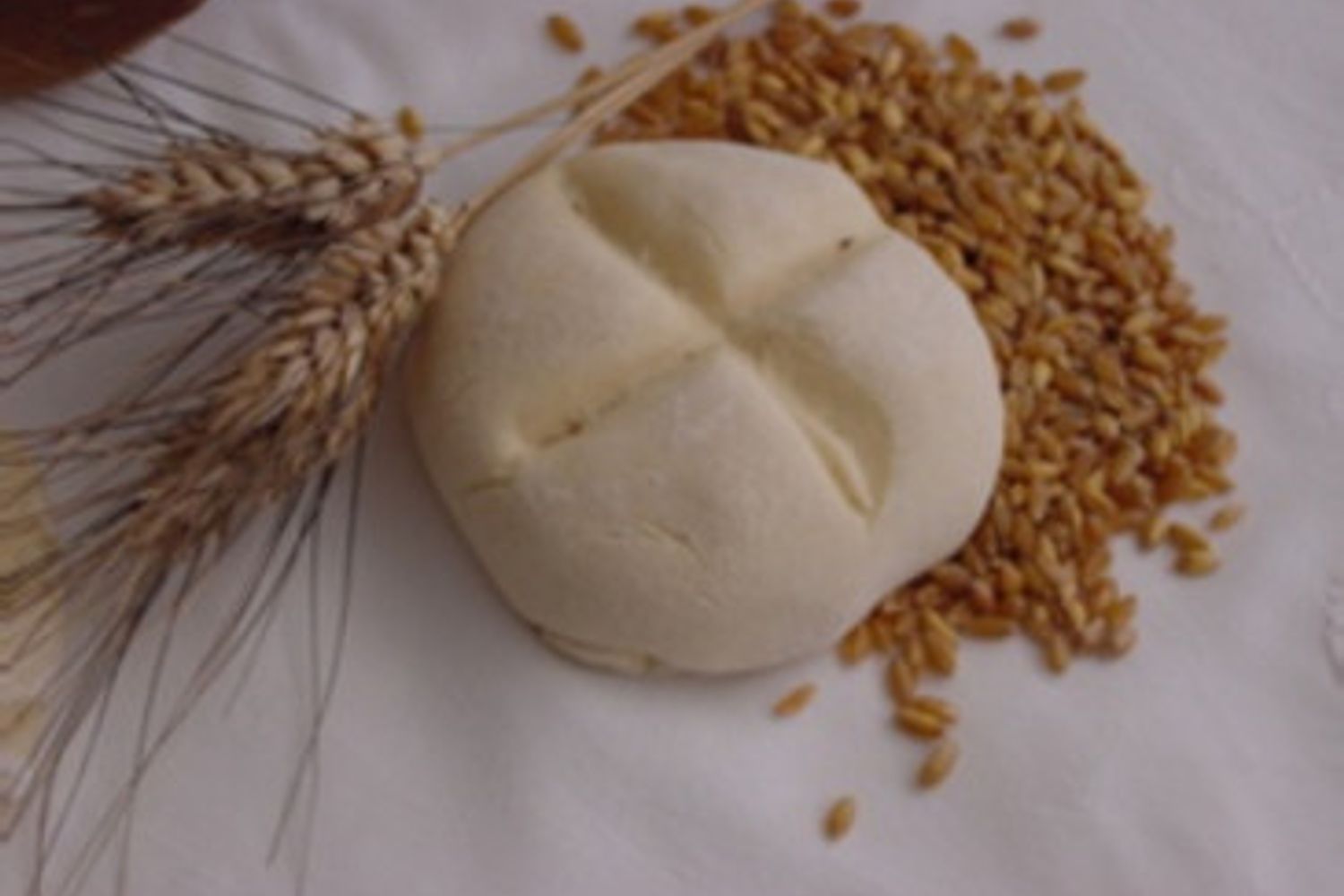 Una pagnotta impastata con lievito madre