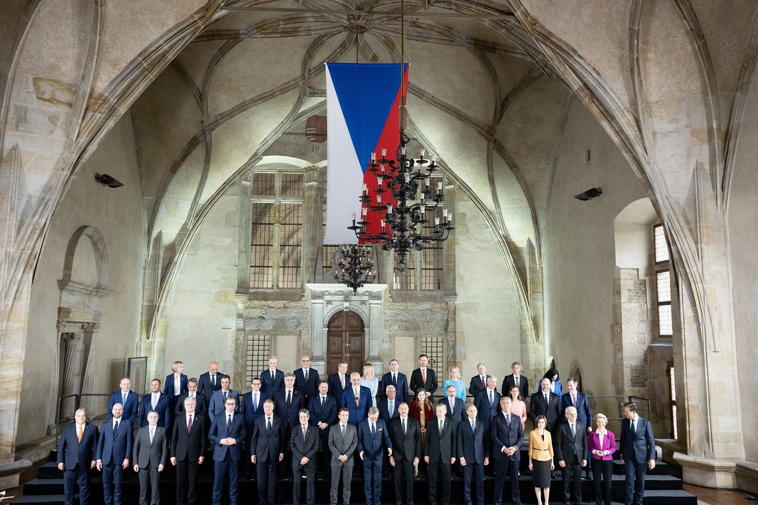 La foto del primo Vertice della Comunit&agrave; Politica Europea&nbsp;