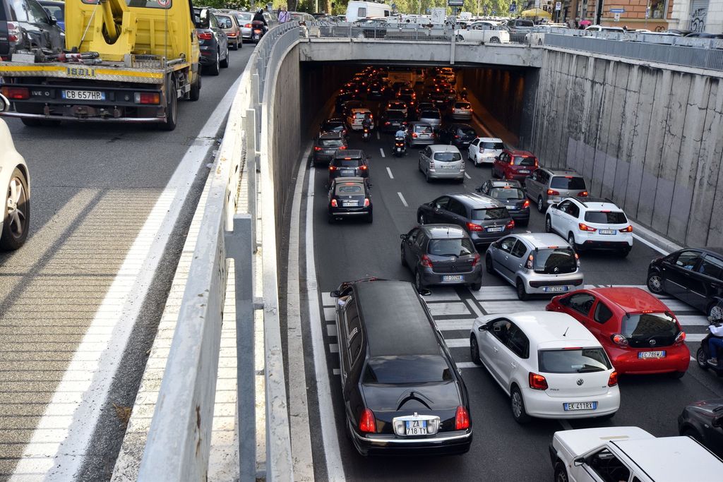 Traffico sul Lungotevere&nbsp;