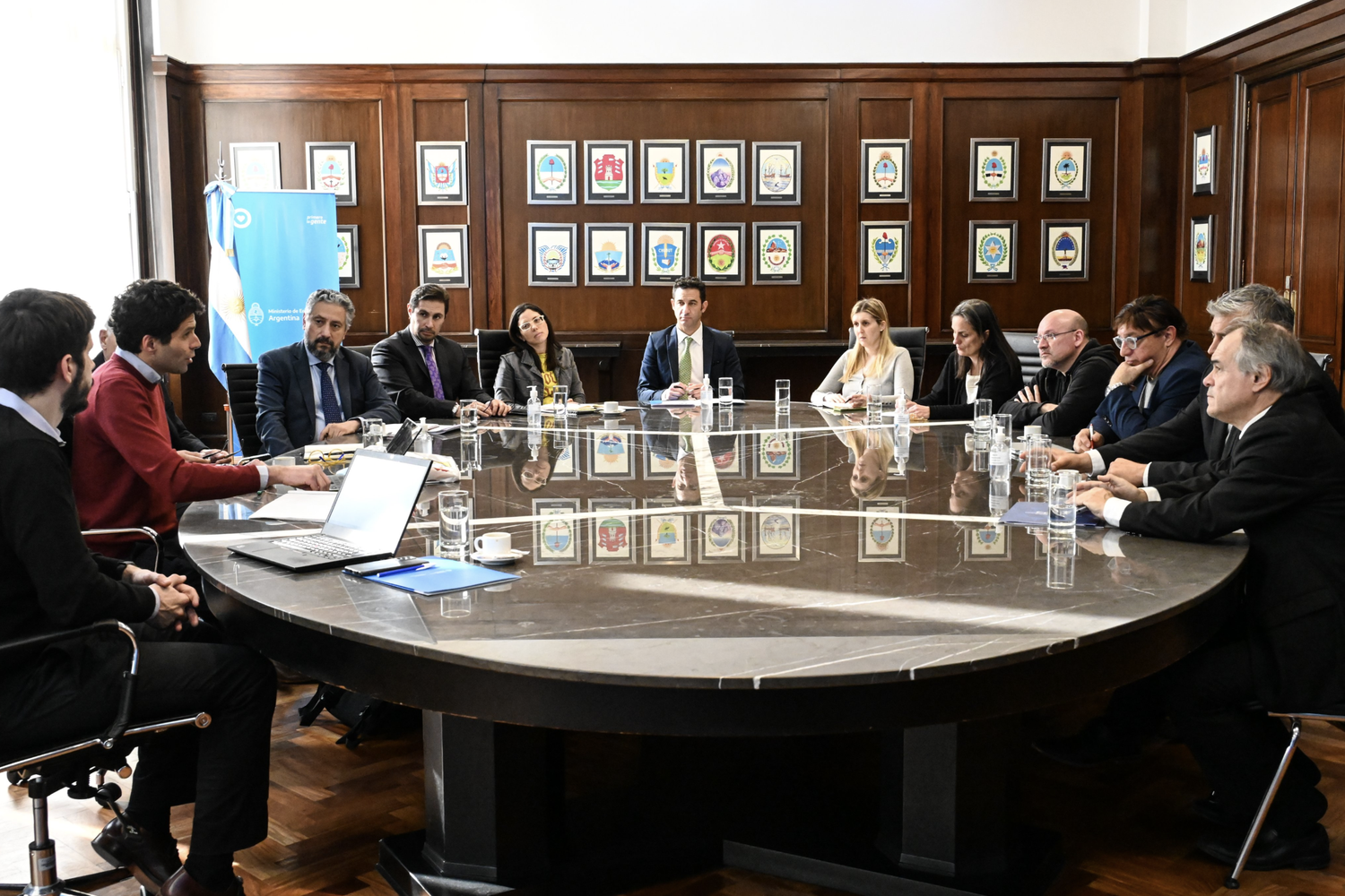 La riunione al ministero del Commercio argentino sulla carenza delle figurine Panini