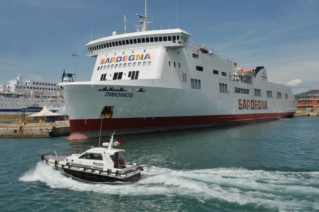 Nave nel porto di Civitavecchia&nbsp;