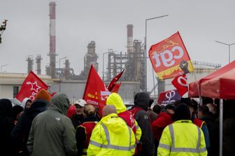 manifestazione davanti alla raffineria di Donges&nbsp;