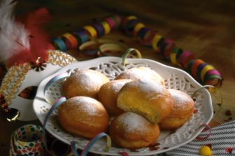 Le&nbsp;Dola-de-Berlim, sono simili ai krapfen