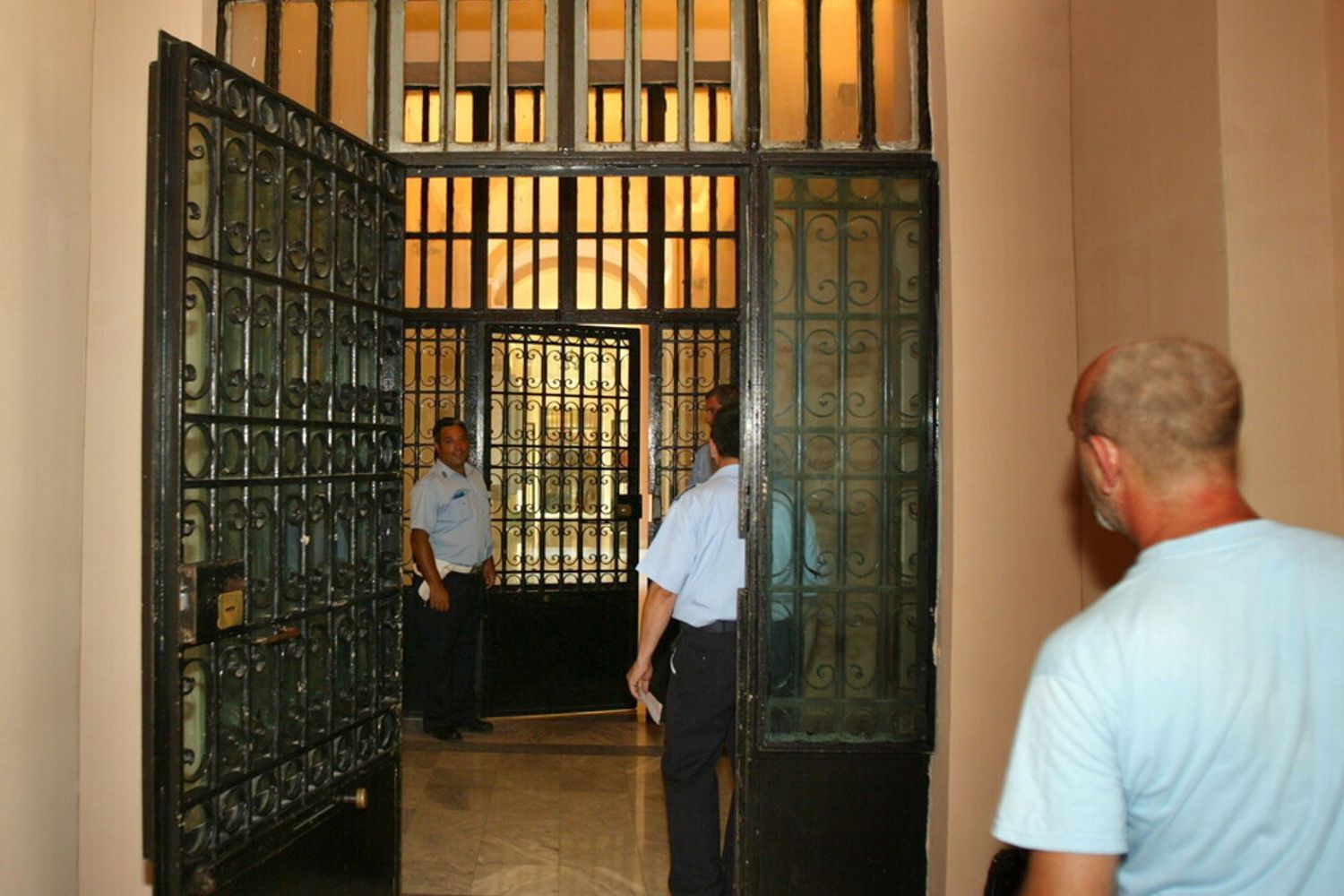 Il corridoio di un carcere