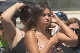 Turiste accaldate a Firenze