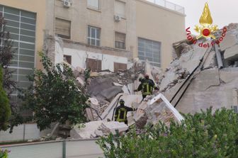 L'aula magna dell'universit&agrave; di Cagliari crollata