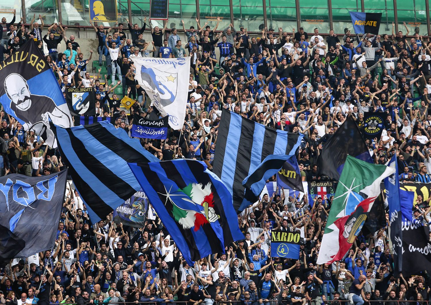 Calcio pazza Inter vince 4-3 al 95&#39; contro la Fiorentina