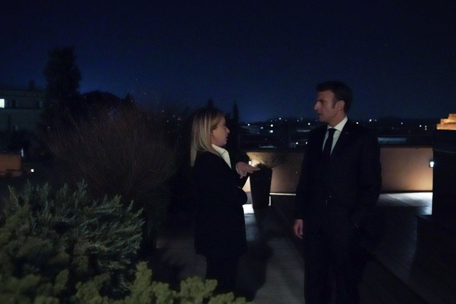 Emmanuel Macron e Giorgia Meloni&nbsp;