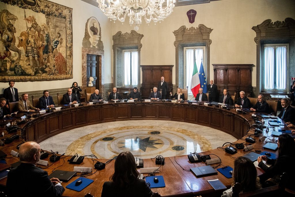 Prima riunione del Cdm presieduto da Giorgia Meloni