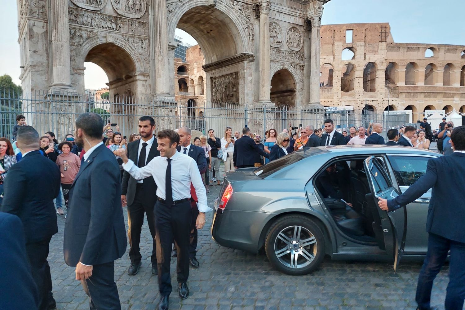 Macron in visita a Roma