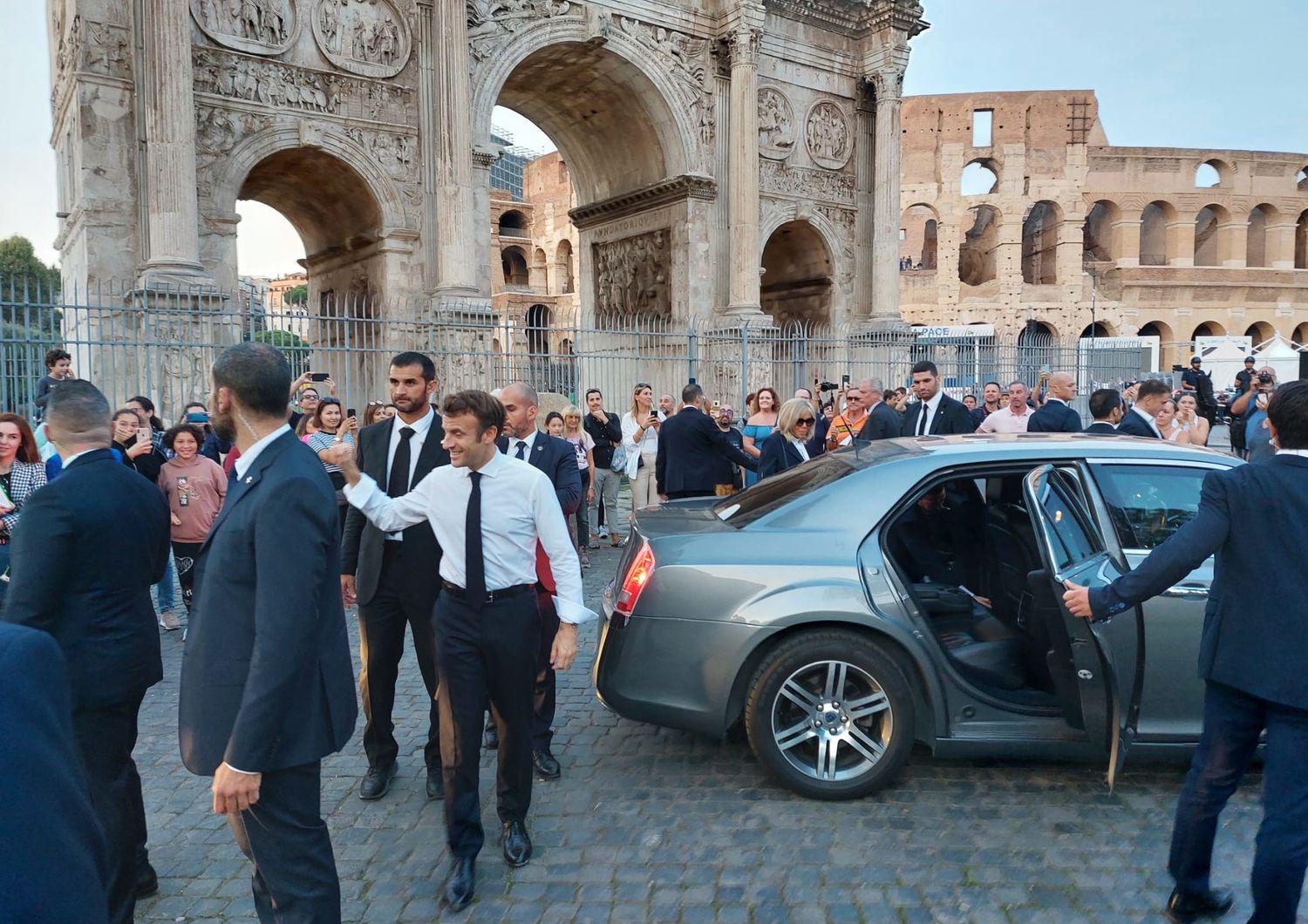 Macron in visita a Roma