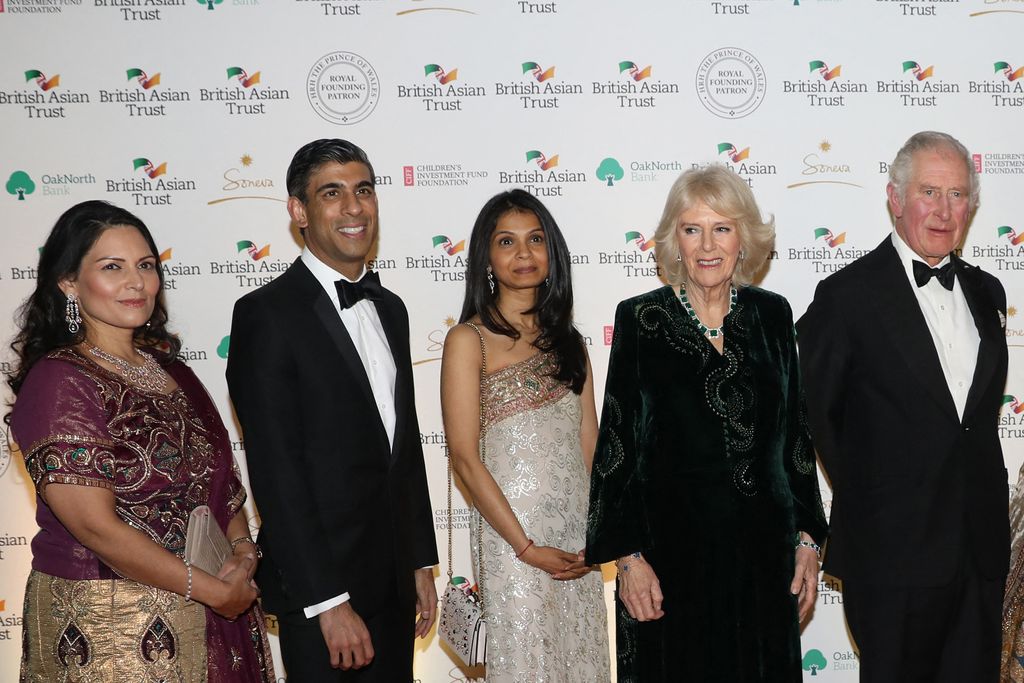 Rishi Sunak, Akshata Murthy insieme ai reali d'Inghilterra, Camilla e Carlo III