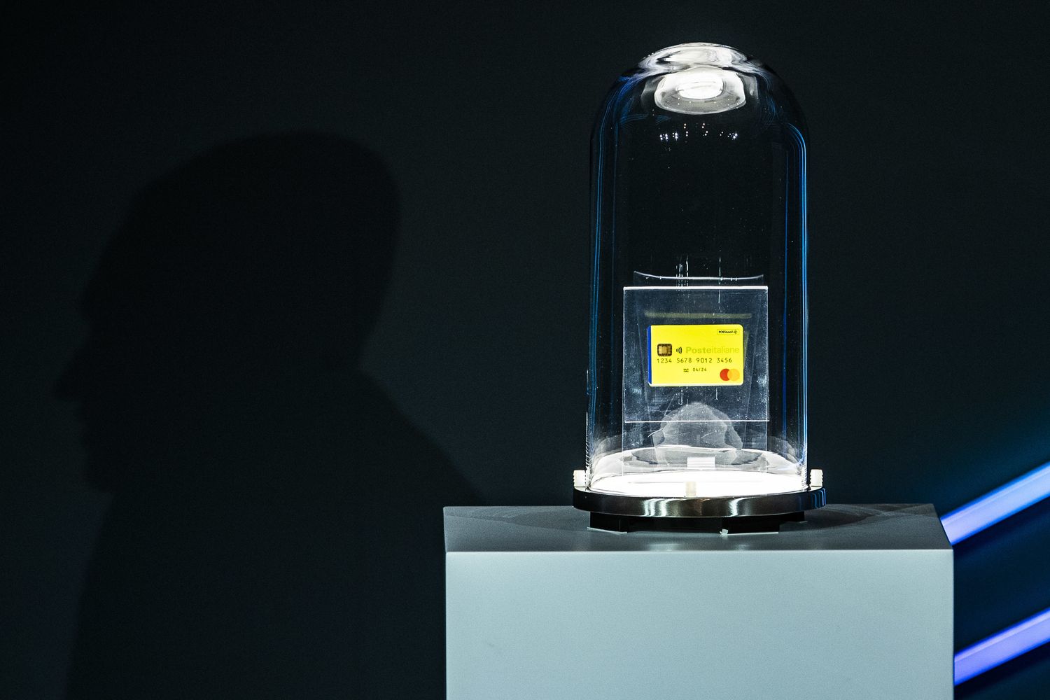 La Postamat su cui viene caricato il reddito di cittadinanza