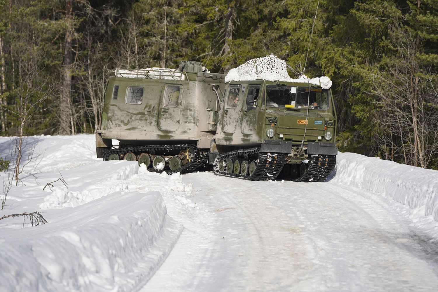 Un cingolato dell'esercito norvegese