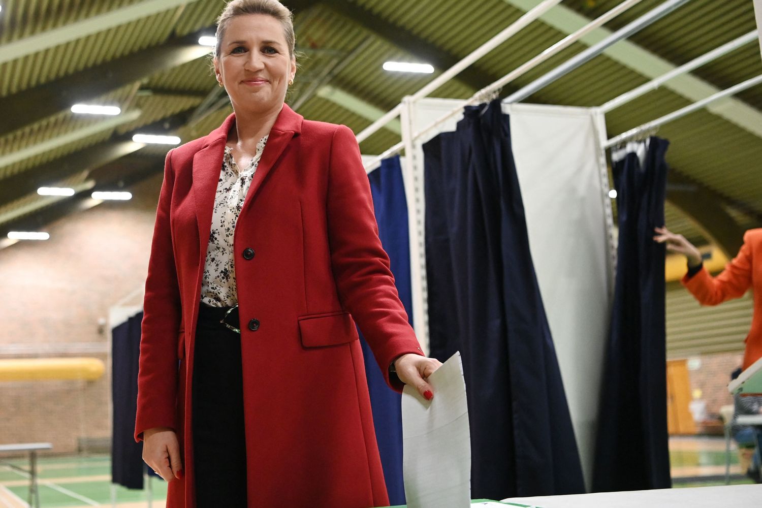 La premier Mette Frederiksen al voto