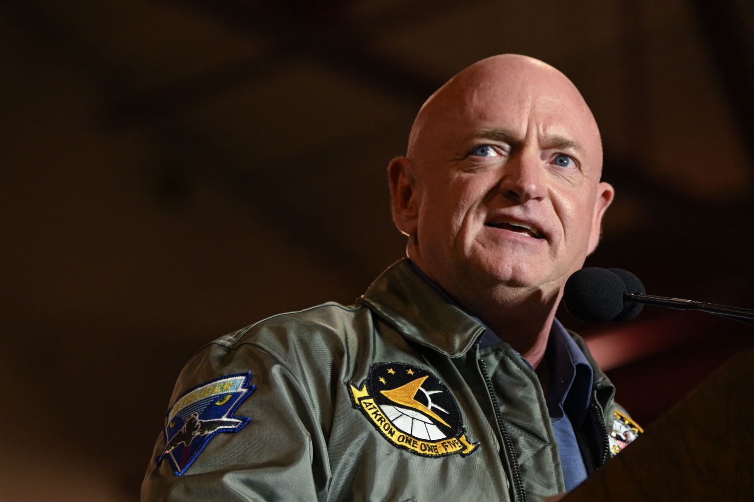 Il senatore dem Mark Kelly &nbsp;