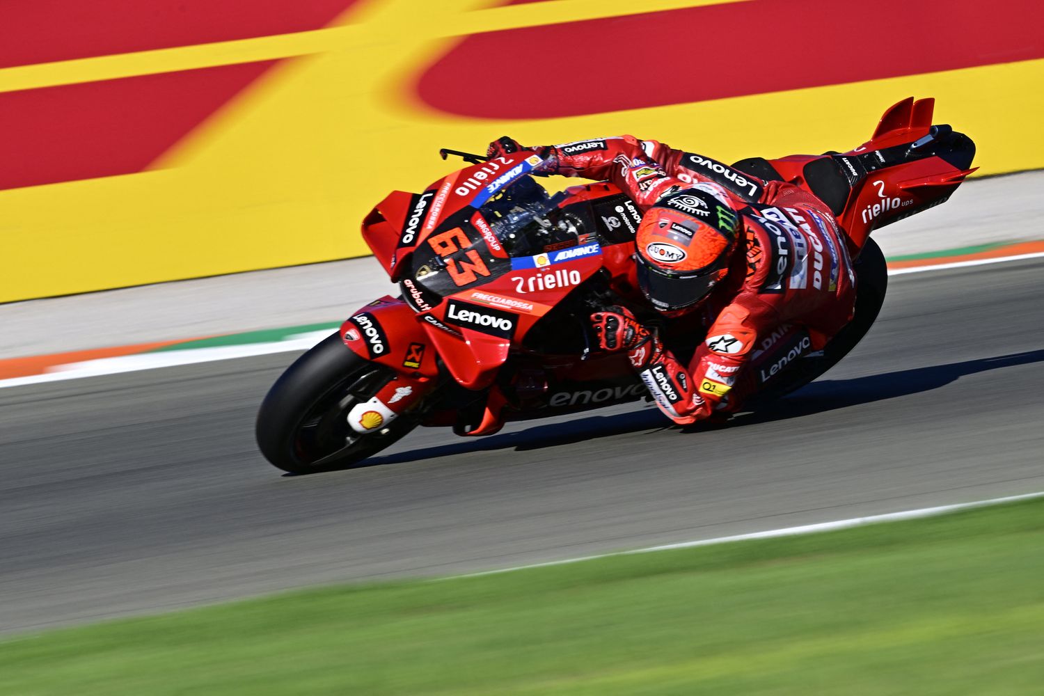 Pecco Bagnaia su Ducato al MotoGp di Spagna