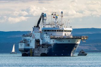 La Geo Barents nel porto di Catania