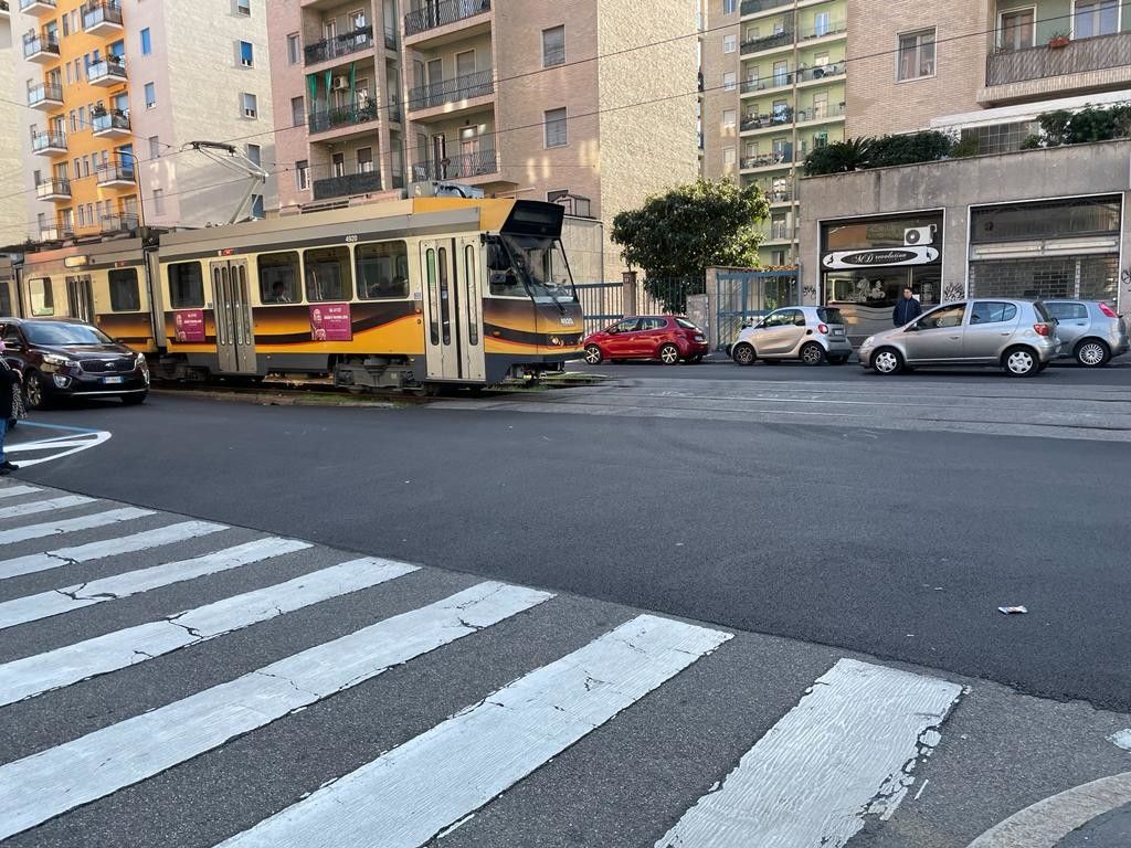 Il luogo dell'incidente in cui ha perso la vita un quattordicenne, travolto da un tram&nbsp;