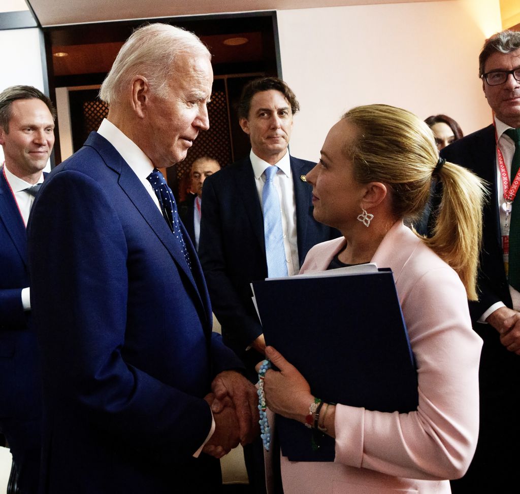 La presidente Giorgia Meloni a colloquio con il presidente degli Stati Uniti Biden